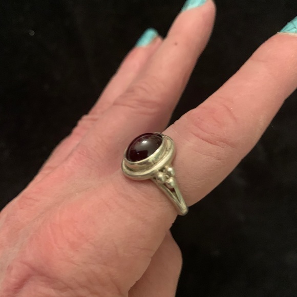 SS ring with dark purple stone - Picture 2 of 3
